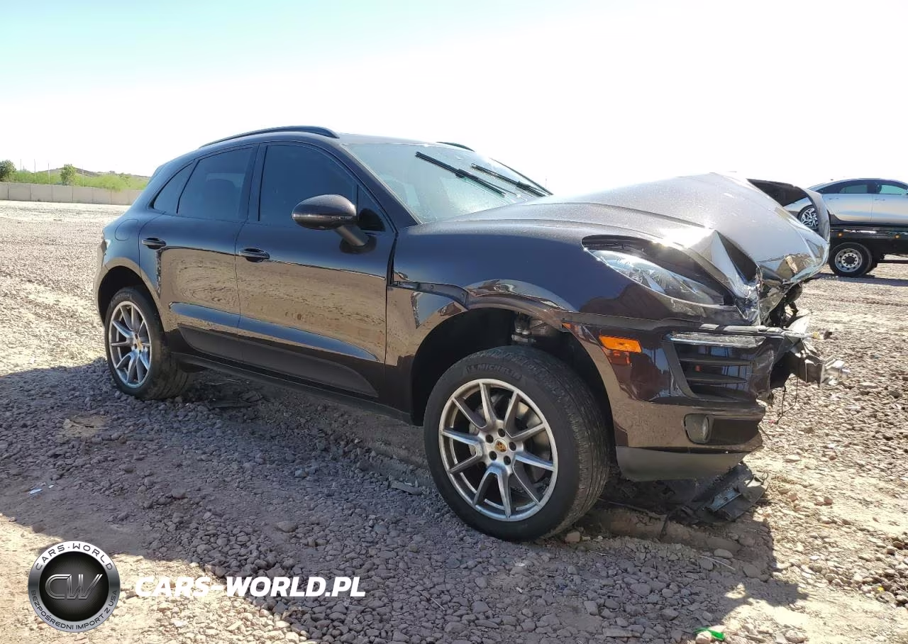 2018 Porsche Macan S VIN:WP1AB2A57JLB32885 - 4