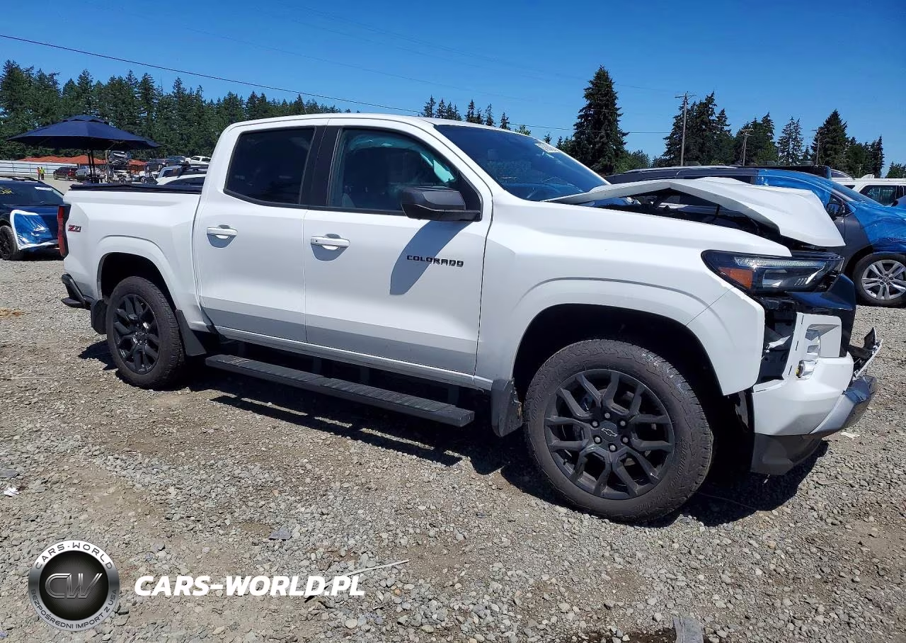 2025 Chevrolet Colorado Z71 VIN:1GCPTDEK3S1116913 - 4