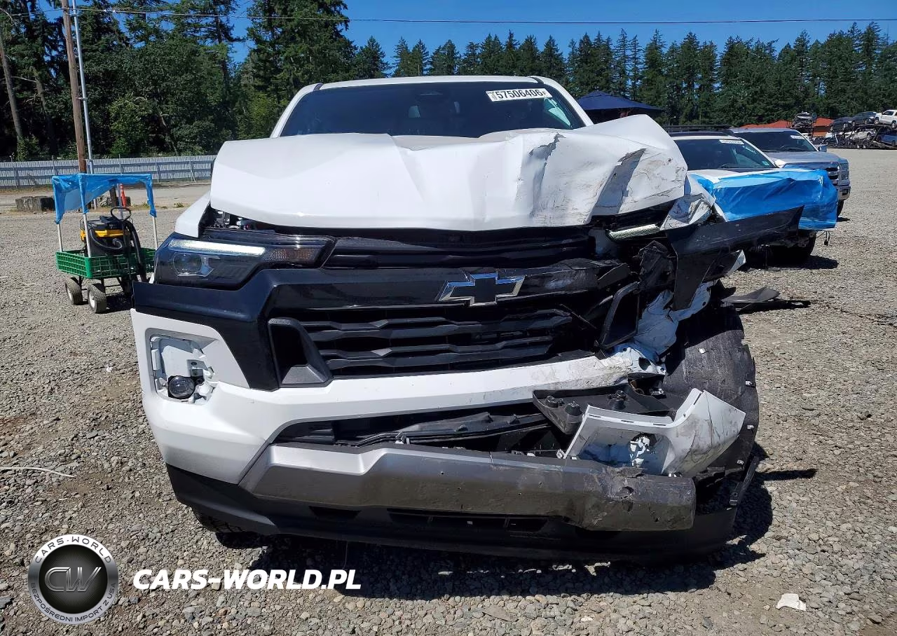 2025 Chevrolet Colorado Z71 VIN:1GCPTDEK3S1116913 - 5