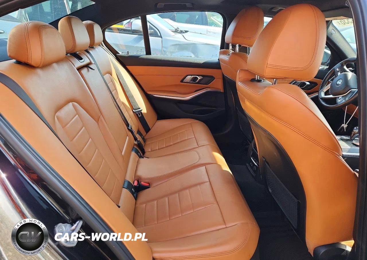 2019 BMW 330Xi VIN:WBA5R7C58KAJ80625 - 10