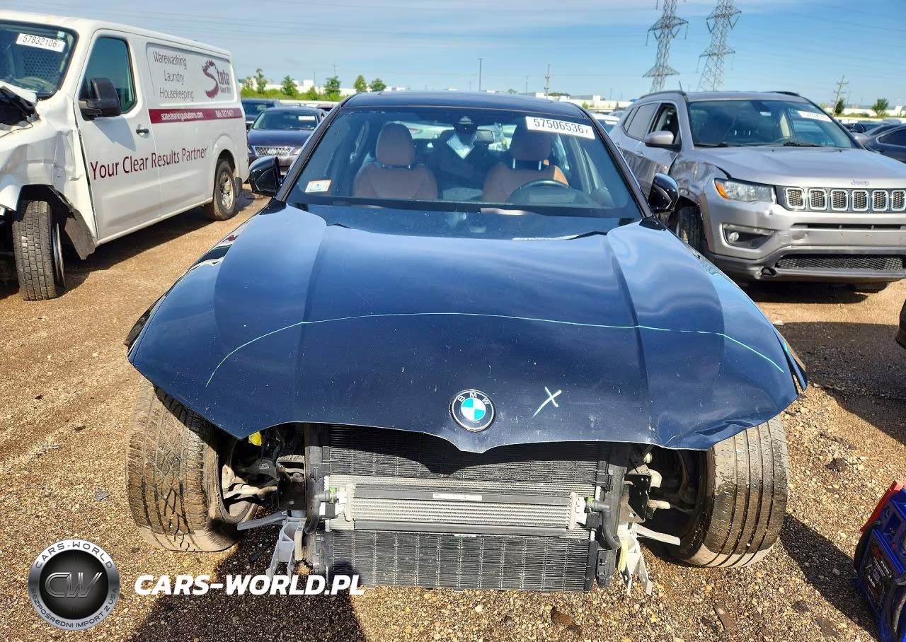 2019 BMW 330Xi VIN:WBA5R7C58KAJ80625 - 5