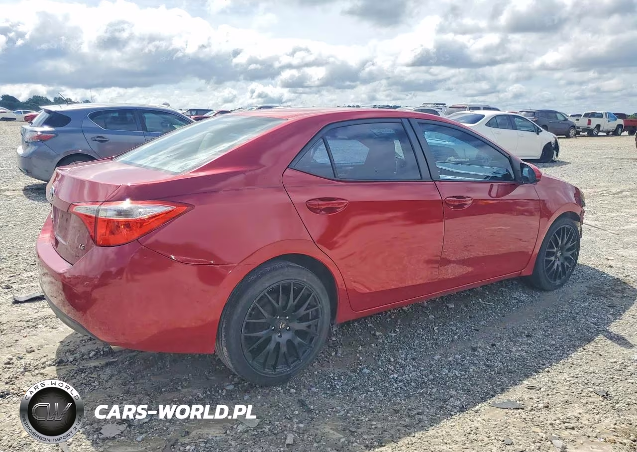 2016 Toyota Corolla Le VIN:2T1BURHE2GC632337 - 3