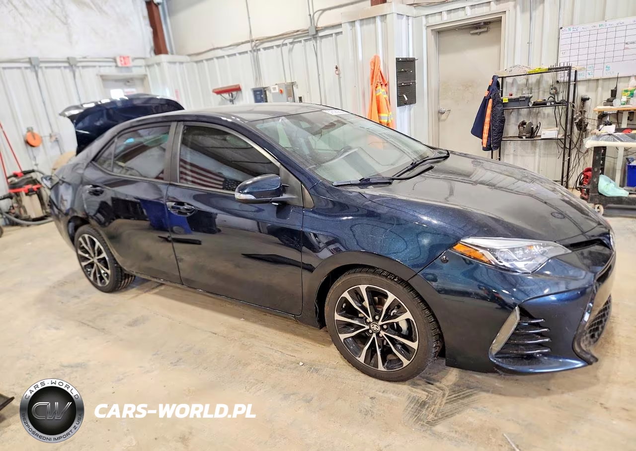 2018 Toyota Corolla Se VIN:2T1BURHEXJC091657 - 4