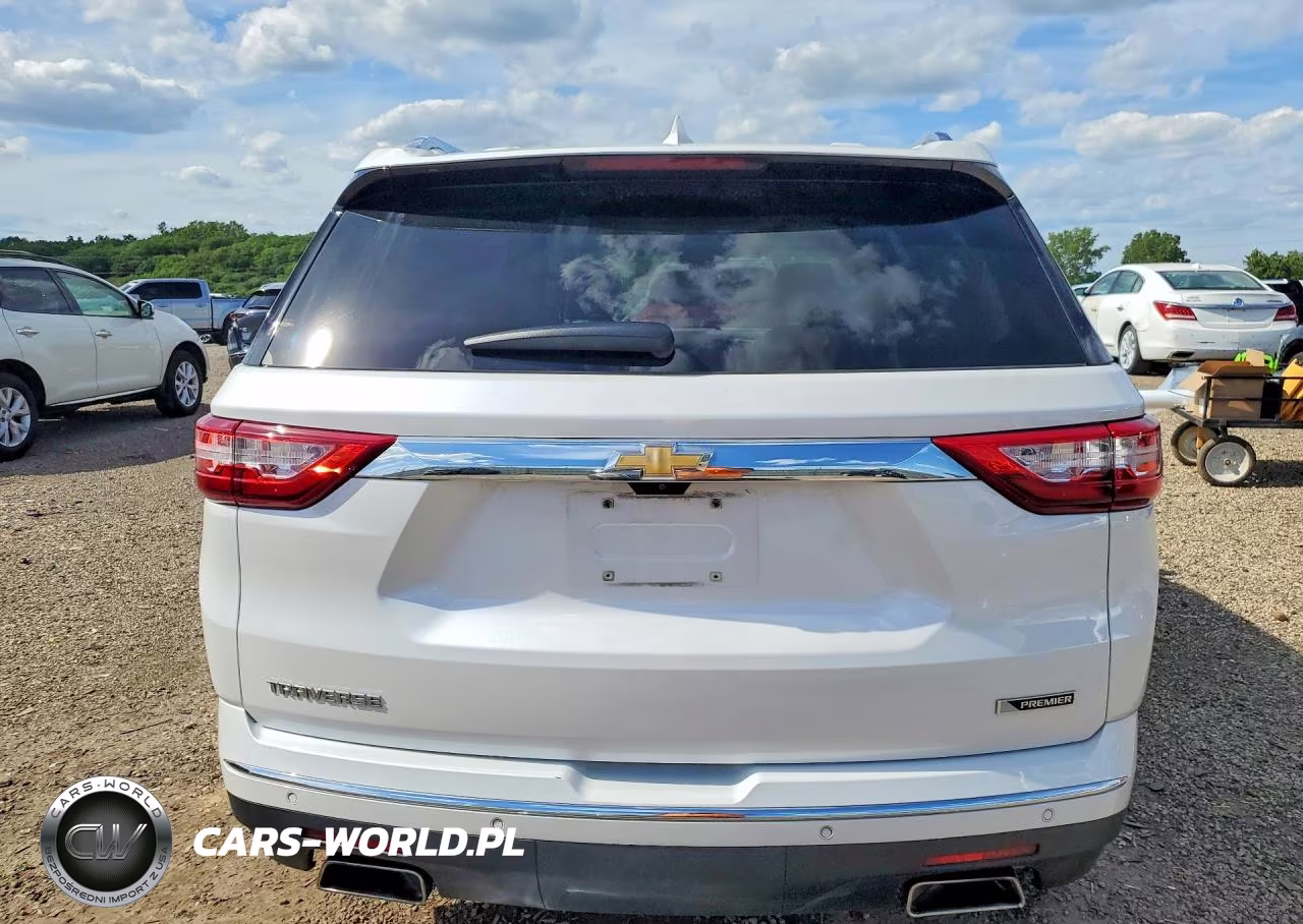2018 Chevrolet Traverse Premier VIN:1GNERKKW0JJ177658 - 6