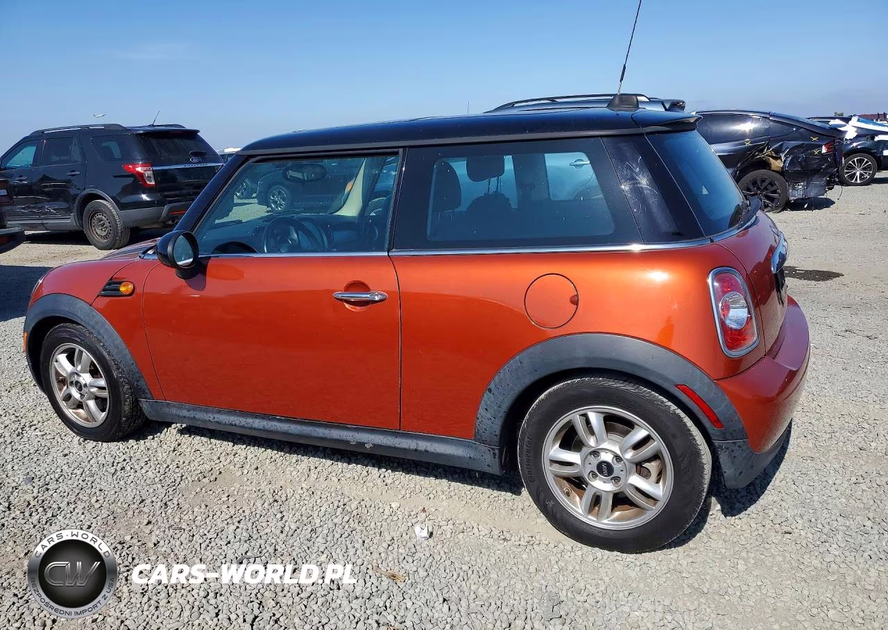 2013 Mini Cooper VIN:WMWSU3C54DT678452 - 2