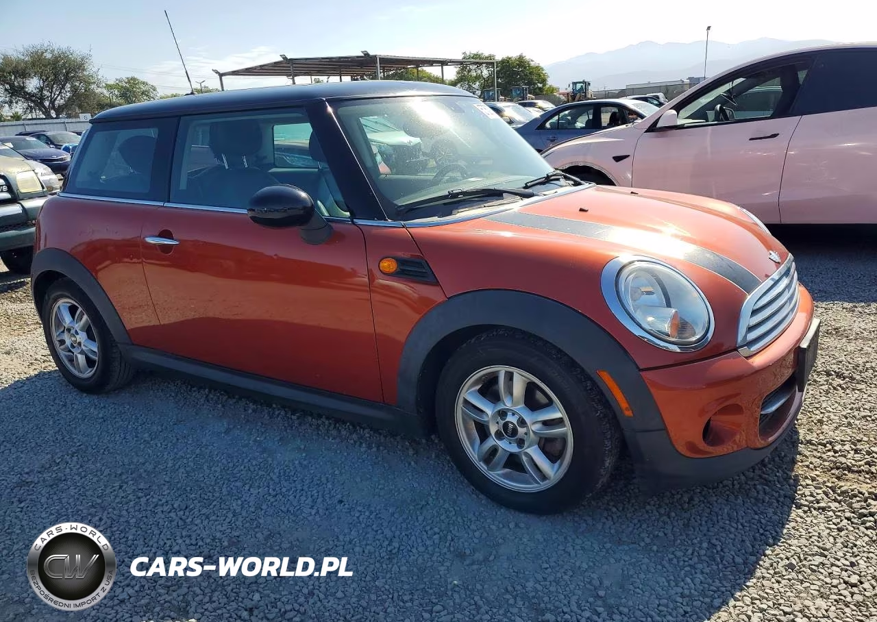 2013 Mini Cooper VIN:WMWSU3C54DT678452 - 4
