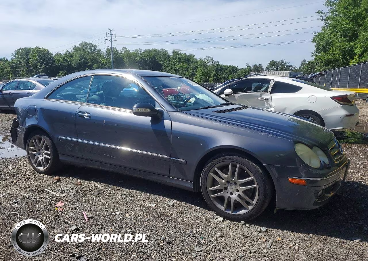 2008 Mercedes-Benz Clk 350 VIN:WDBTJ56H68F242190 - 4