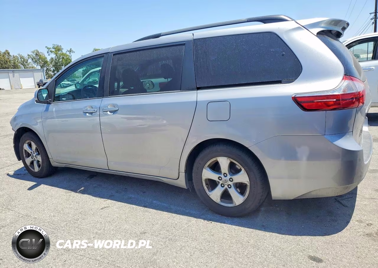 2015 Toyota Sienna Le VIN:5TDKK3DC9FS552336 - 2