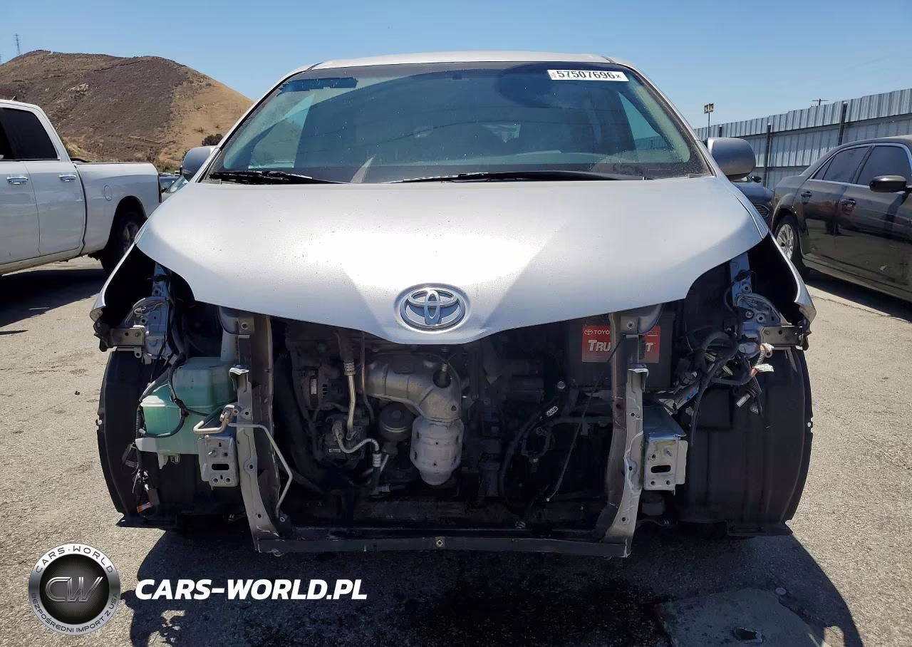 2015 Toyota Sienna Le VIN:5TDKK3DC9FS552336 - 5