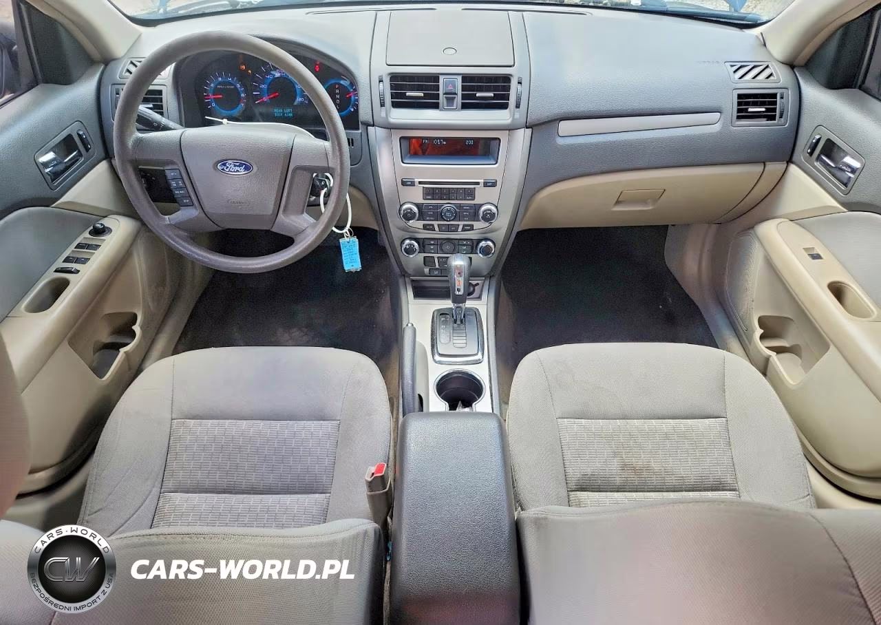 2012 Ford Fusion S VIN:3FAHP0GA9CR440824 - 8