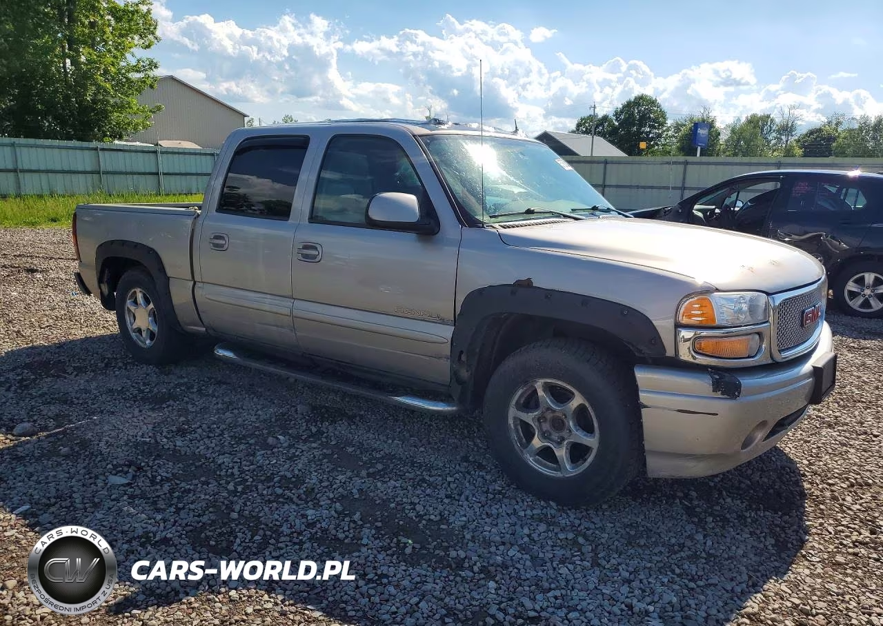 2005 GMC Sierra K1500 Denali VIN:2GTEK63N151213724 - 4