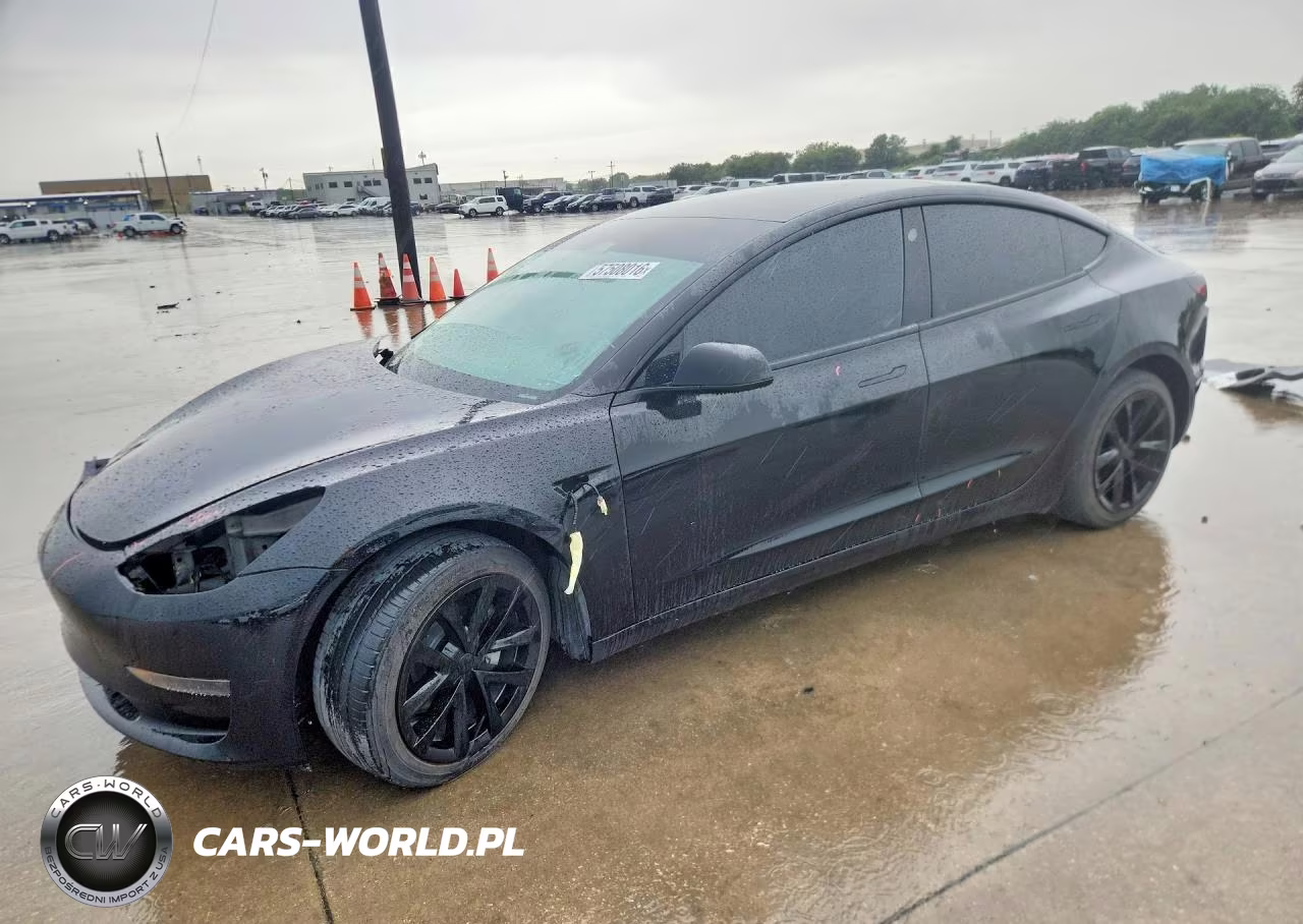 2023 Tesla Model 3 – zdjęcie 1 z 13