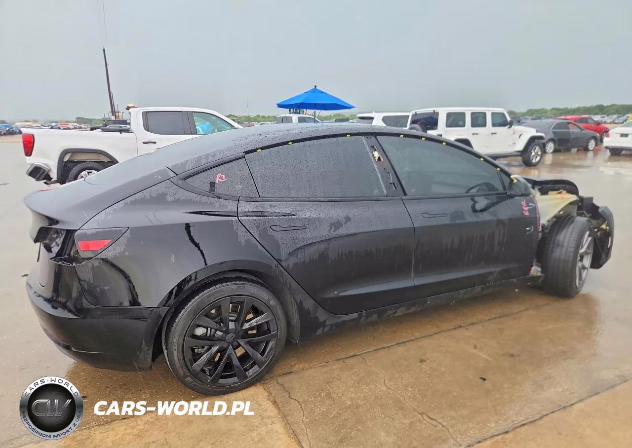 2023 Tesla Model 3 VIN:5YJ3E1EA2PF496419 - 3