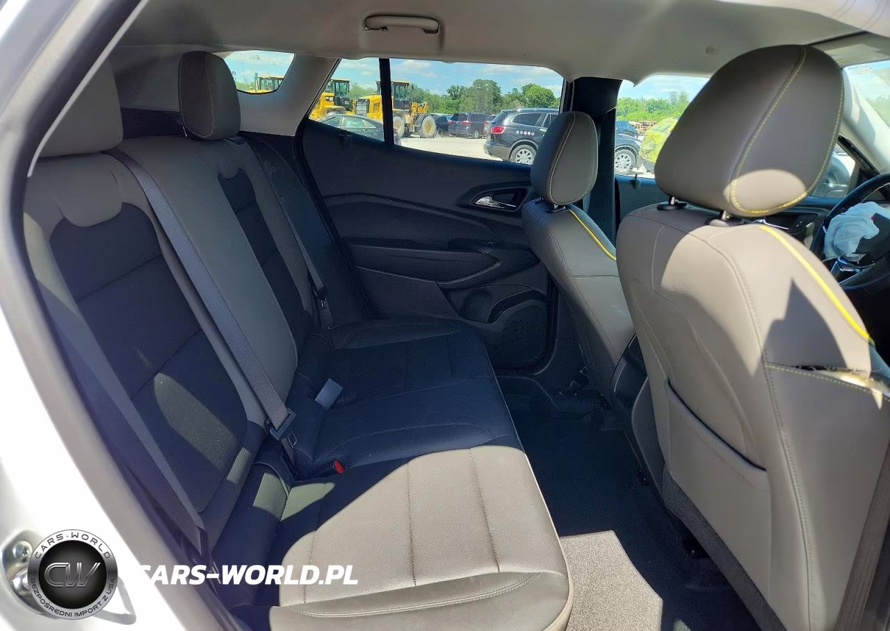2025 Chevrolet Trax VIN:KL77LKEP2SC082979 - 11