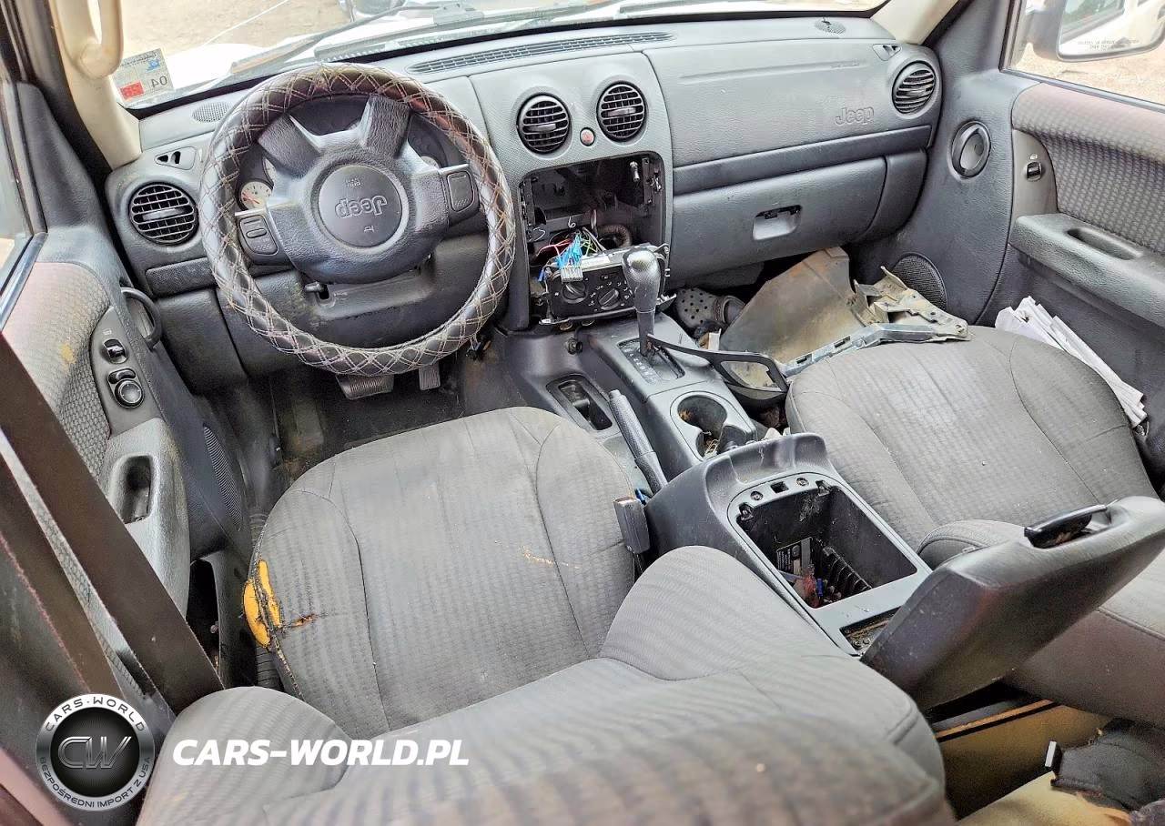 2002 Jeep Liberty Sport VIN:1J4GK48K02W124656 - 8