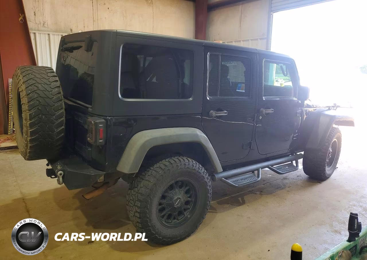 2017 Jeep Wrangler Unlimited Sport VIN:1C4BJWDGXHL608330 - 3