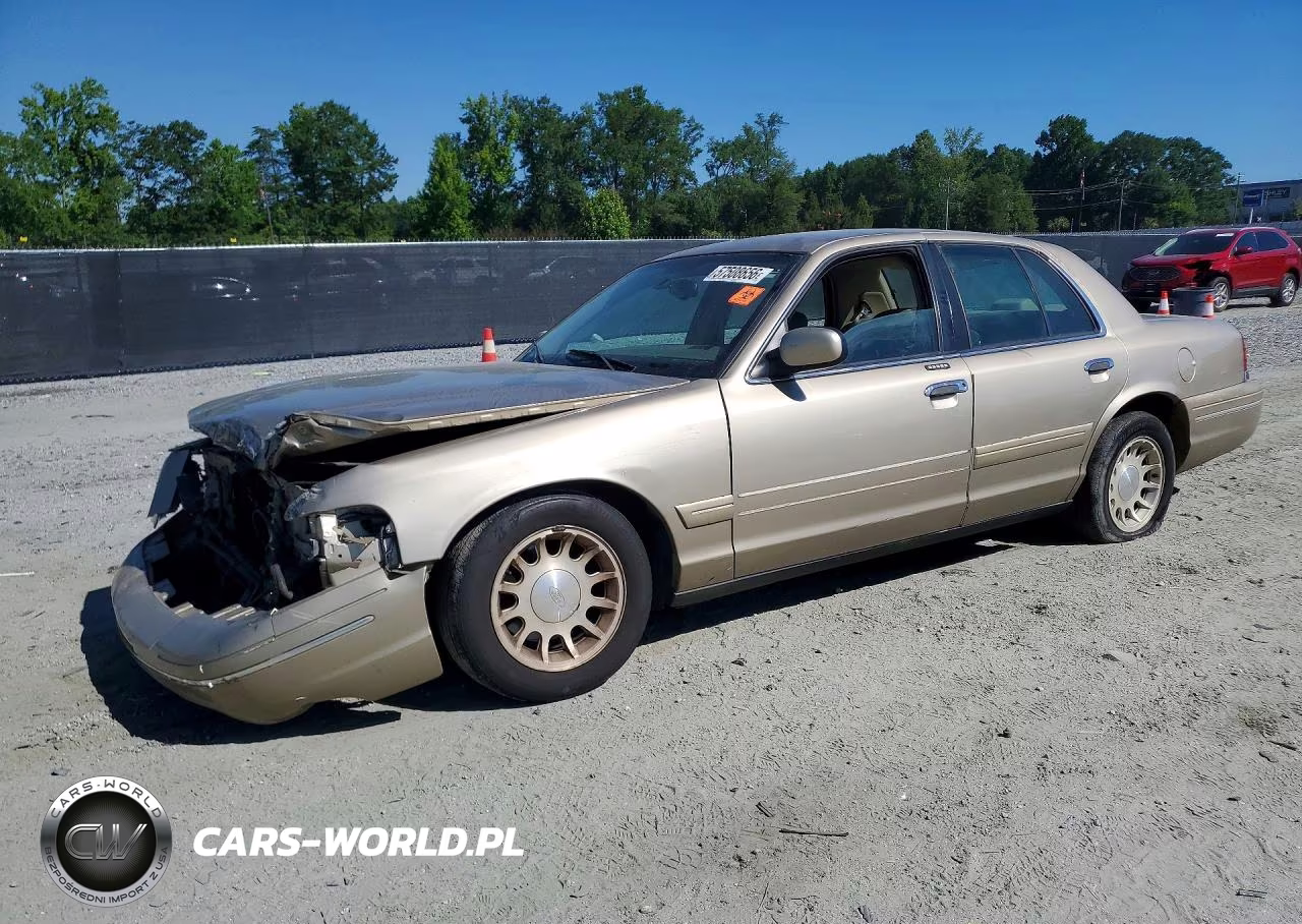 1999 Ford Crown Vic Cou