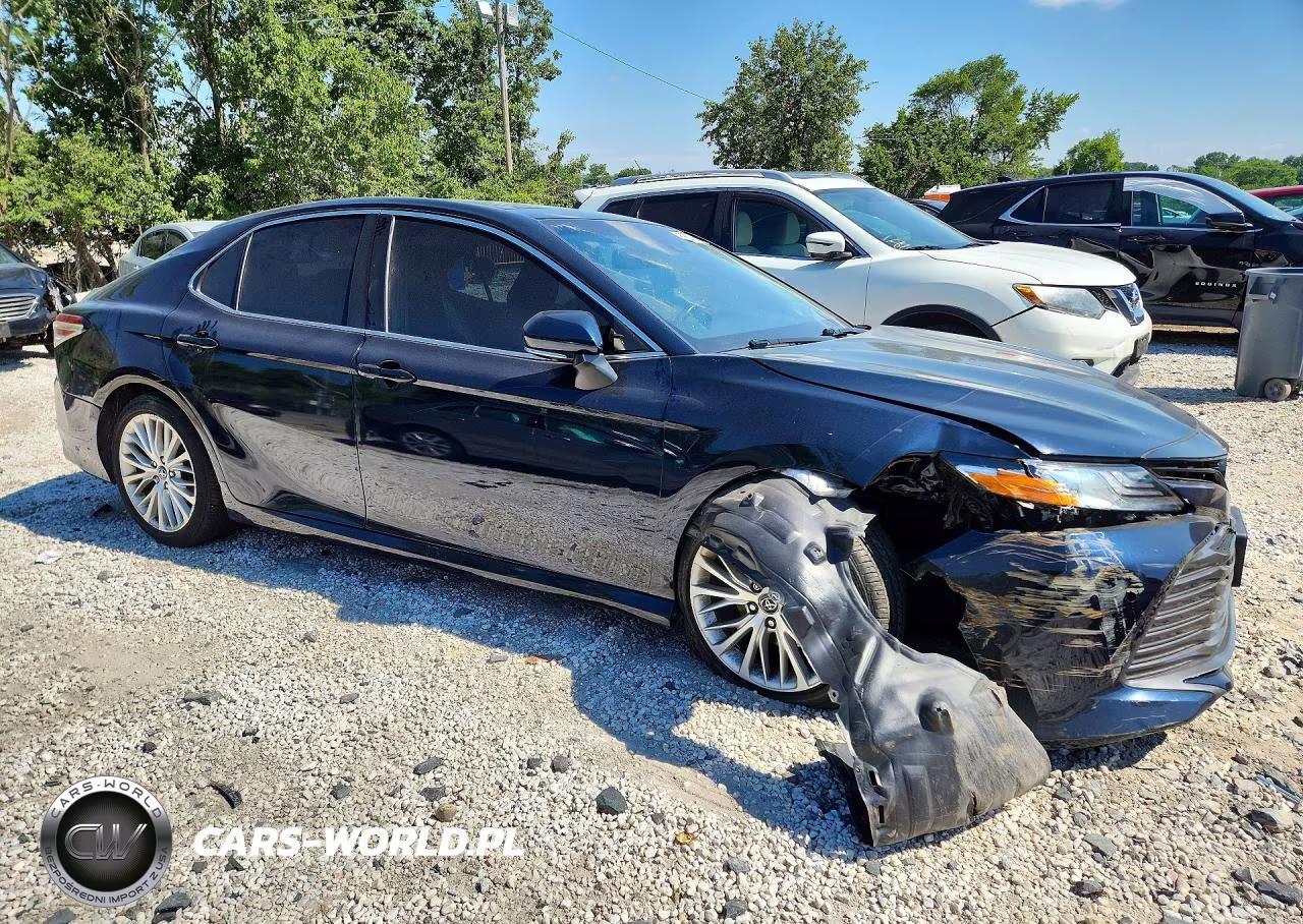 2018 Toyota Camry Xle V6 VIN:4T1BZ1HK1JU504699 - 4