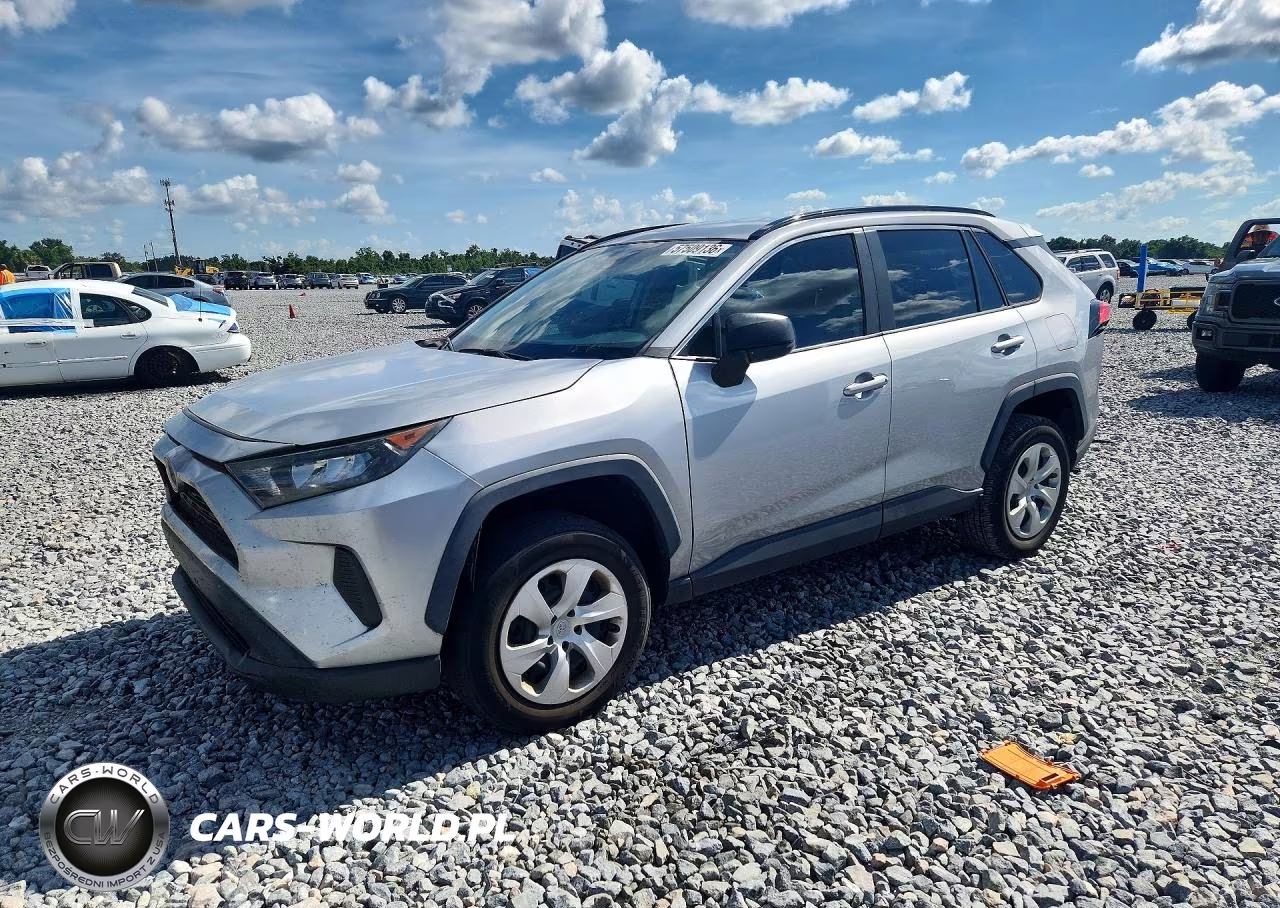 2021 Toyota Rav4 Le – zdjęcie 1 z 13