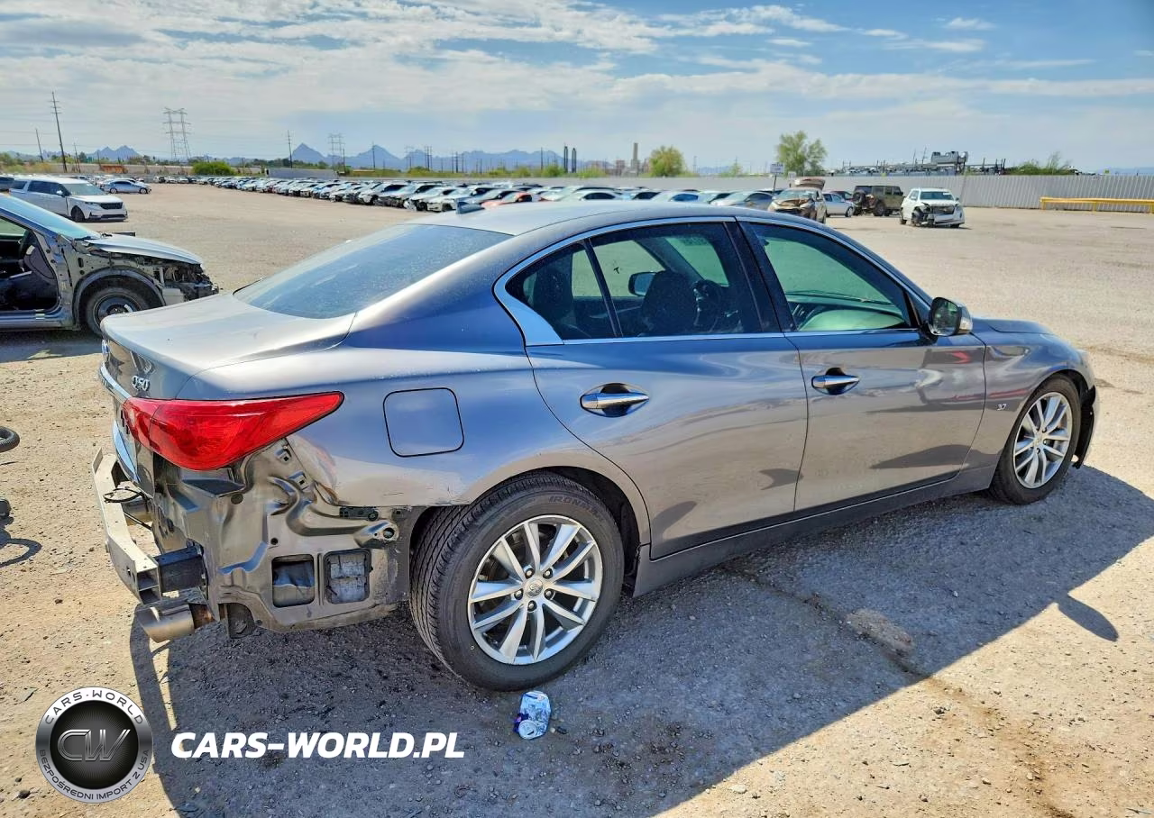2015 Infiniti Q50 Premium VIN:JN1BV7AP4FM358172 - 3