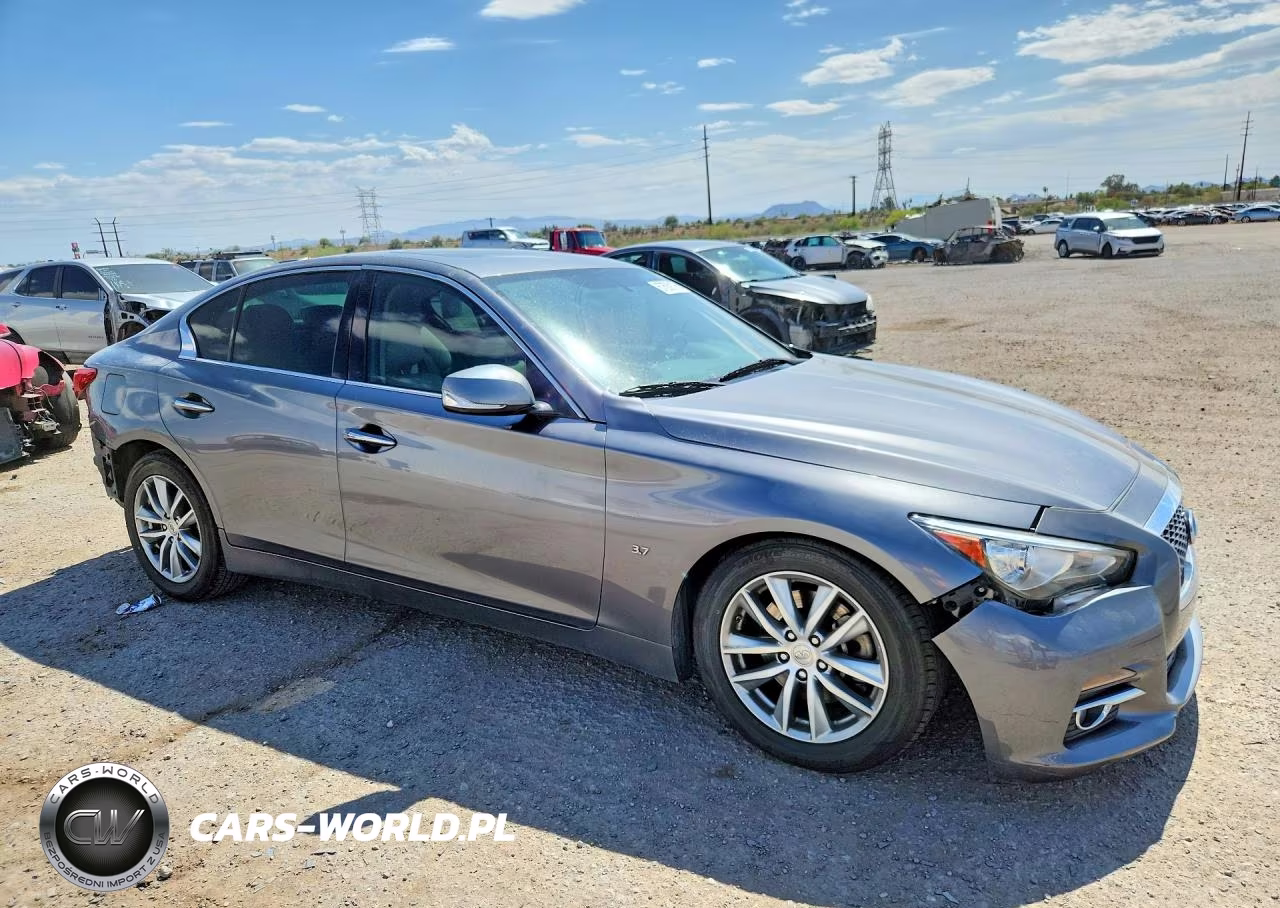 2015 Infiniti Q50 Premium VIN:JN1BV7AP4FM358172 - 4