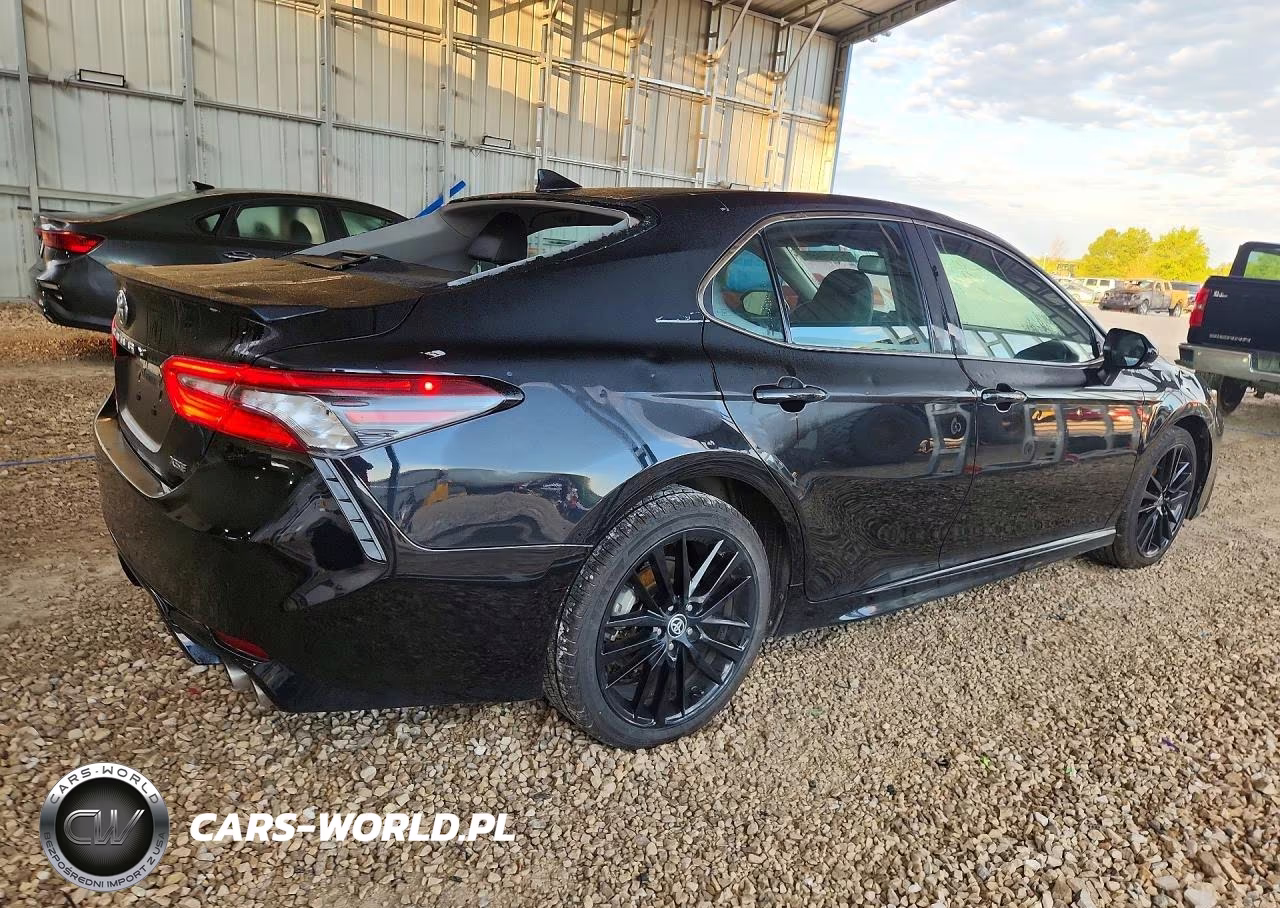 2024 Toyota Camry Xse VIN:4T1K61AK2RU843633 - 3