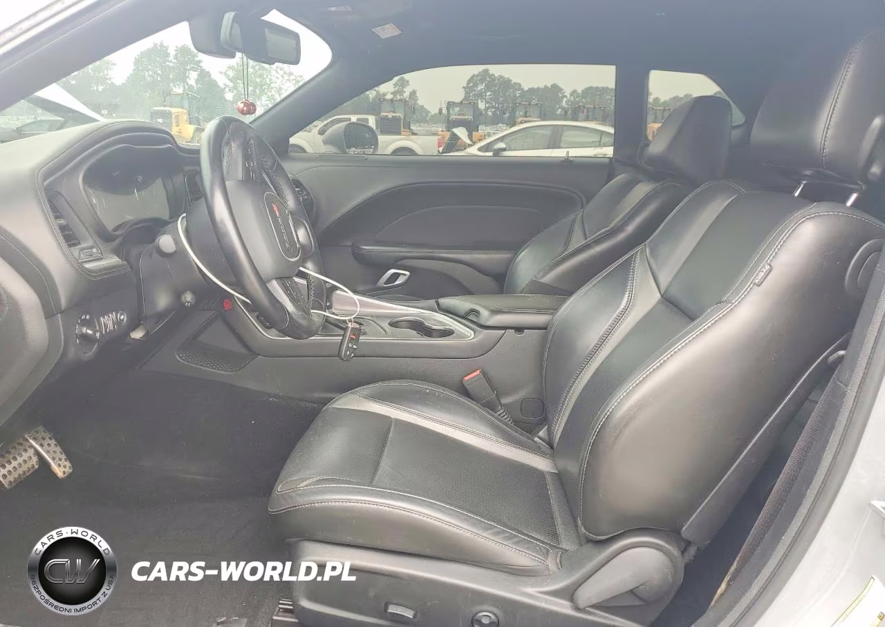 2020 Dodge Challenger Sxt VIN:2C3CDZAG3LH247082 - 7