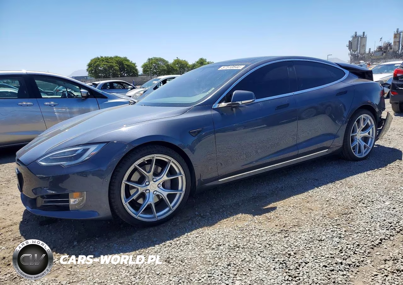 2018 Tesla Model S – zdjęcie 1 z 12