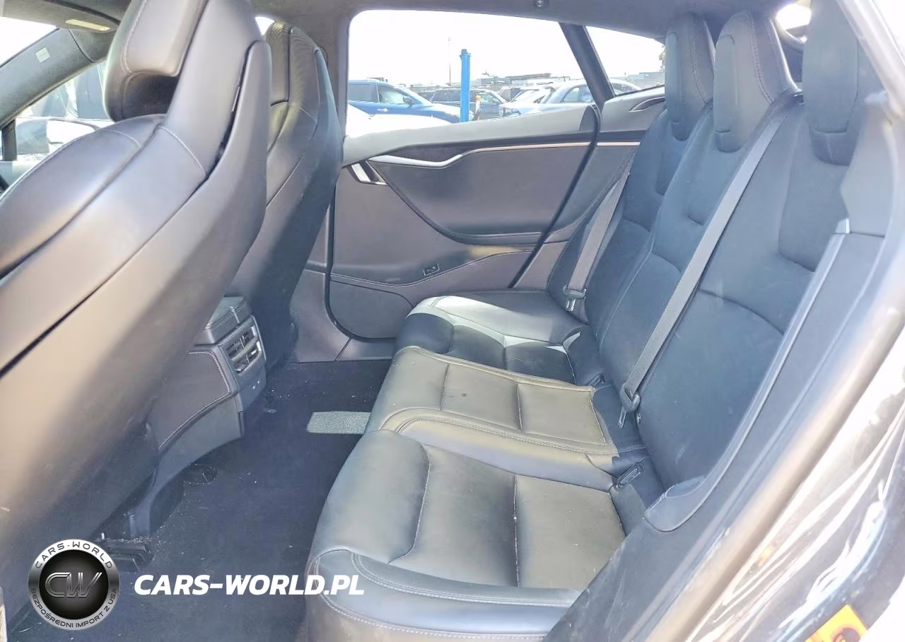 2018 Tesla Model S VIN:5YJSA1E22JF265270 - 10