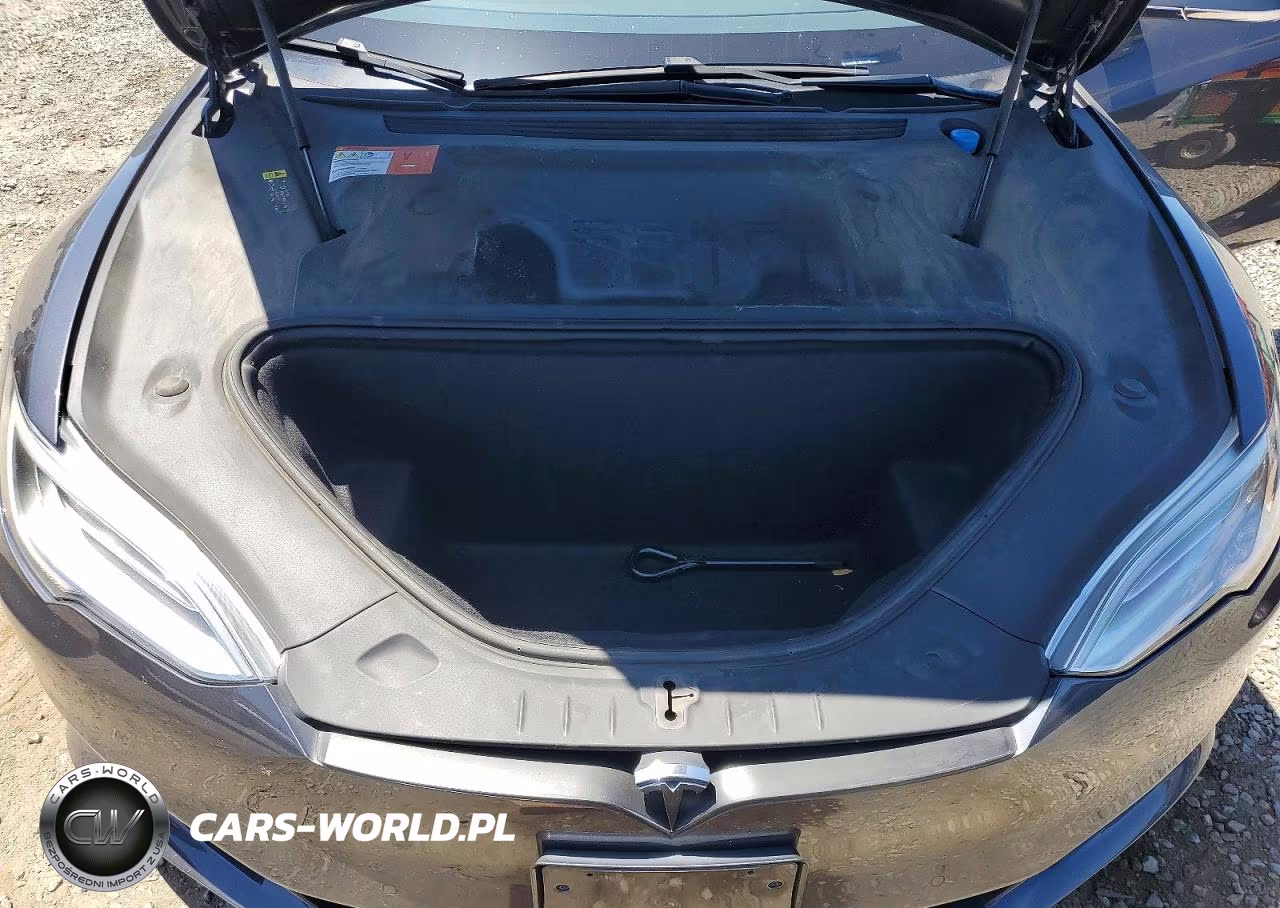 2018 Tesla Model S VIN:5YJSA1E22JF265270 - 11
