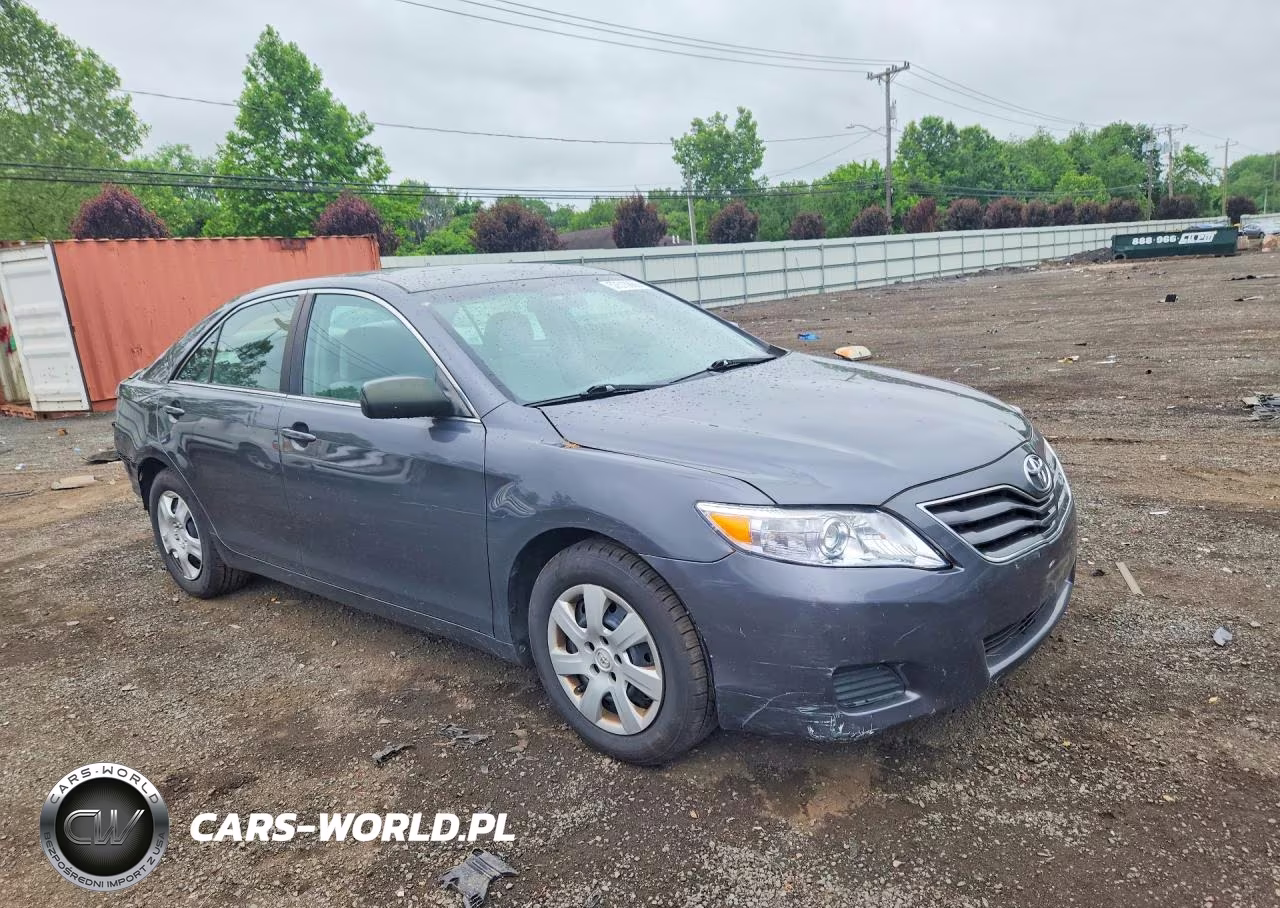 2010 Toyota Camry Le VIN:4T1BF3EK1AU032867 - 4