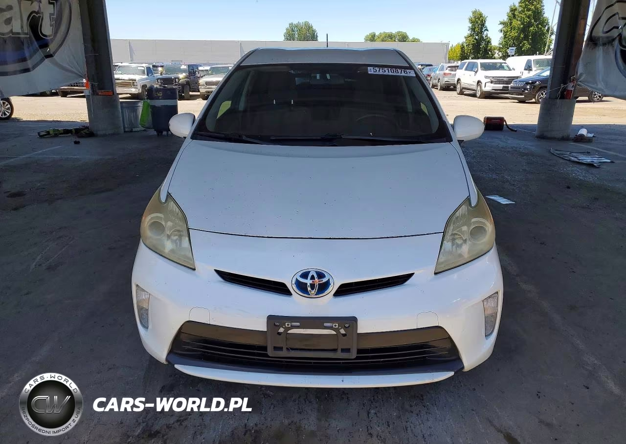 2013 Toyota Prius Three VIN:JTDKN3DU3D5653472 - 5