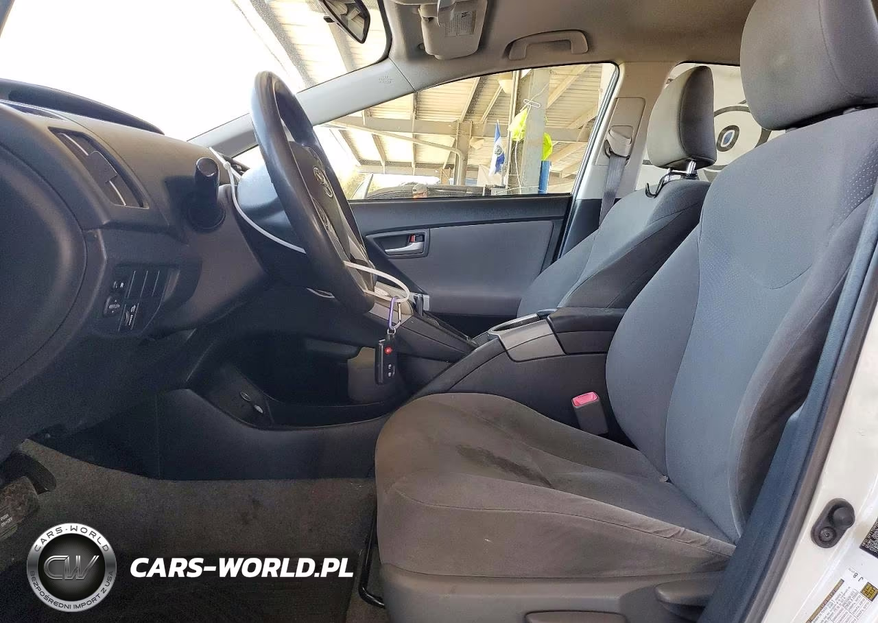 2013 Toyota Prius Three VIN:JTDKN3DU3D5653472 - 7