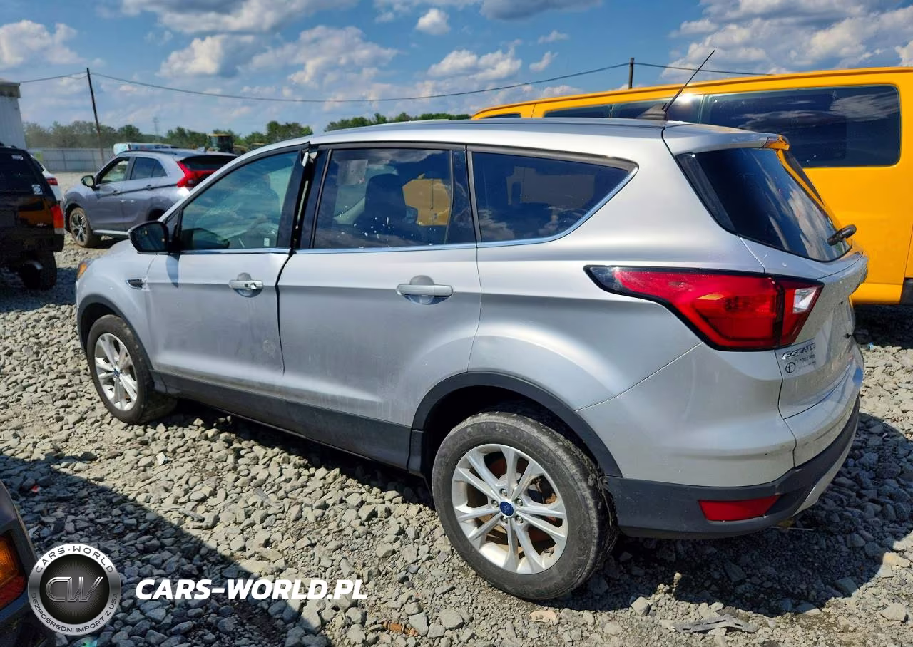 2019 Ford Escape Se VIN:1FMCU9GD8KUB07822 - 2