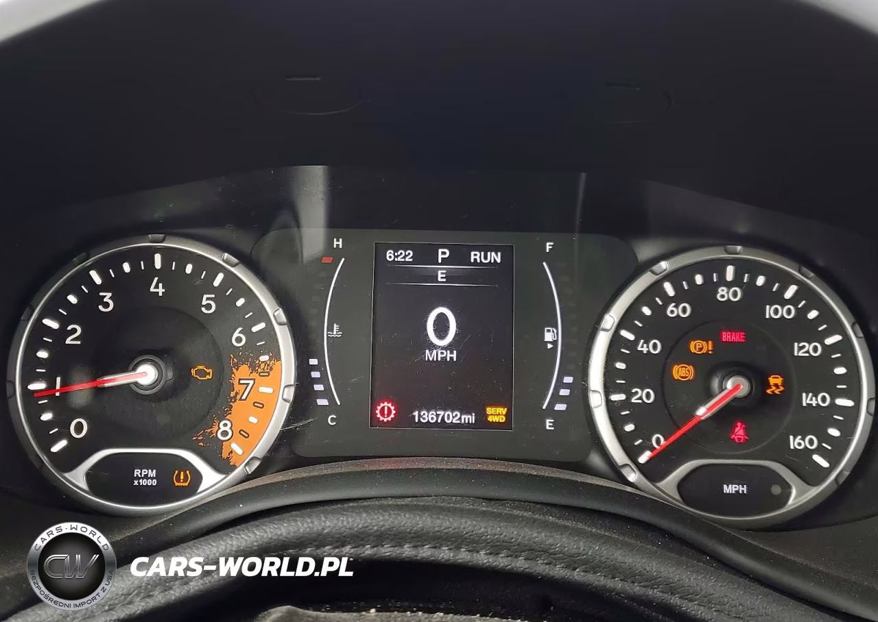 2018 Jeep Renegade Latitude VIN:ZACCJBBB6JPJ34508 - 9