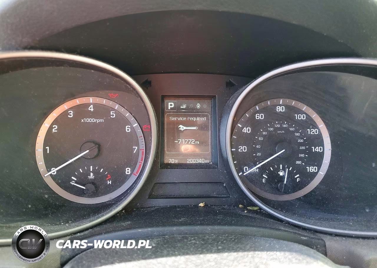 2017 Hyundai Santa Fe Sport 2.4L VIN:5NMZTDLB3HH042497 - 9