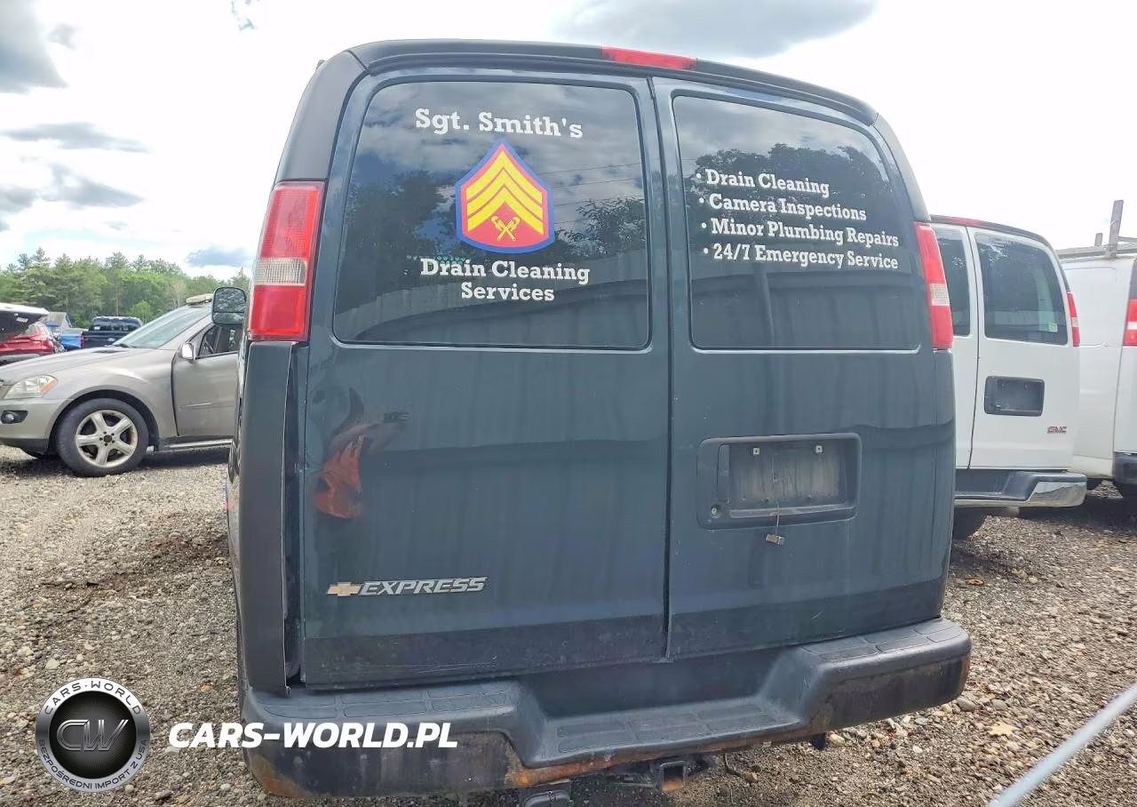2017 Chevrolet Express G2500 VIN:1GCWGAFF1H1139017 - 6