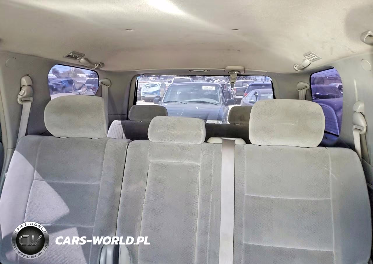 2005 Toyota Sequoia Sr5 VIN:5TDZT34A45S239915 - 10