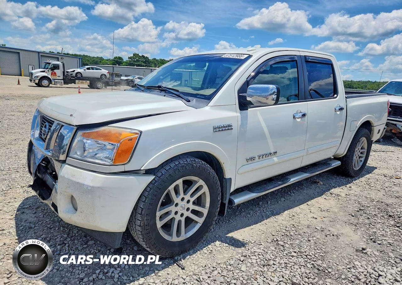 2015 Nissan Titan Sl