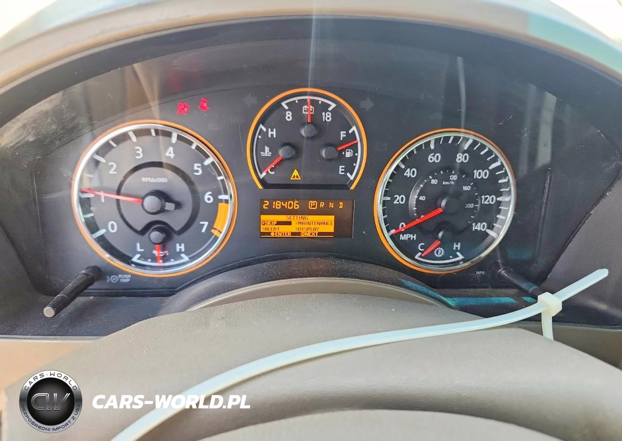 2015 Nissan Titan Sl VIN:1N6BA0ED2FN506665 - 9