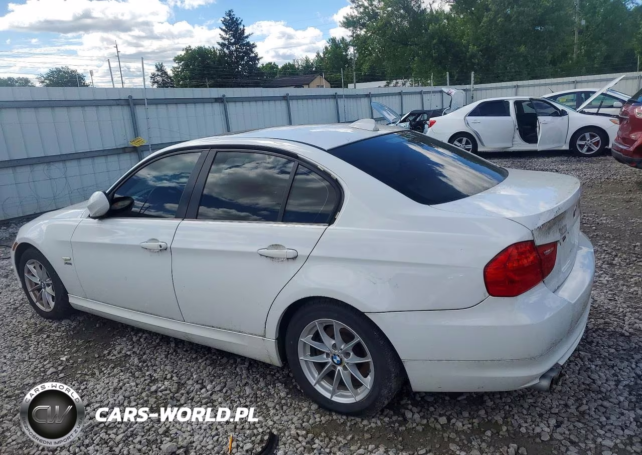 2010 BMW 328 Xi VIN:WBAPK7C57AA461486 - 2