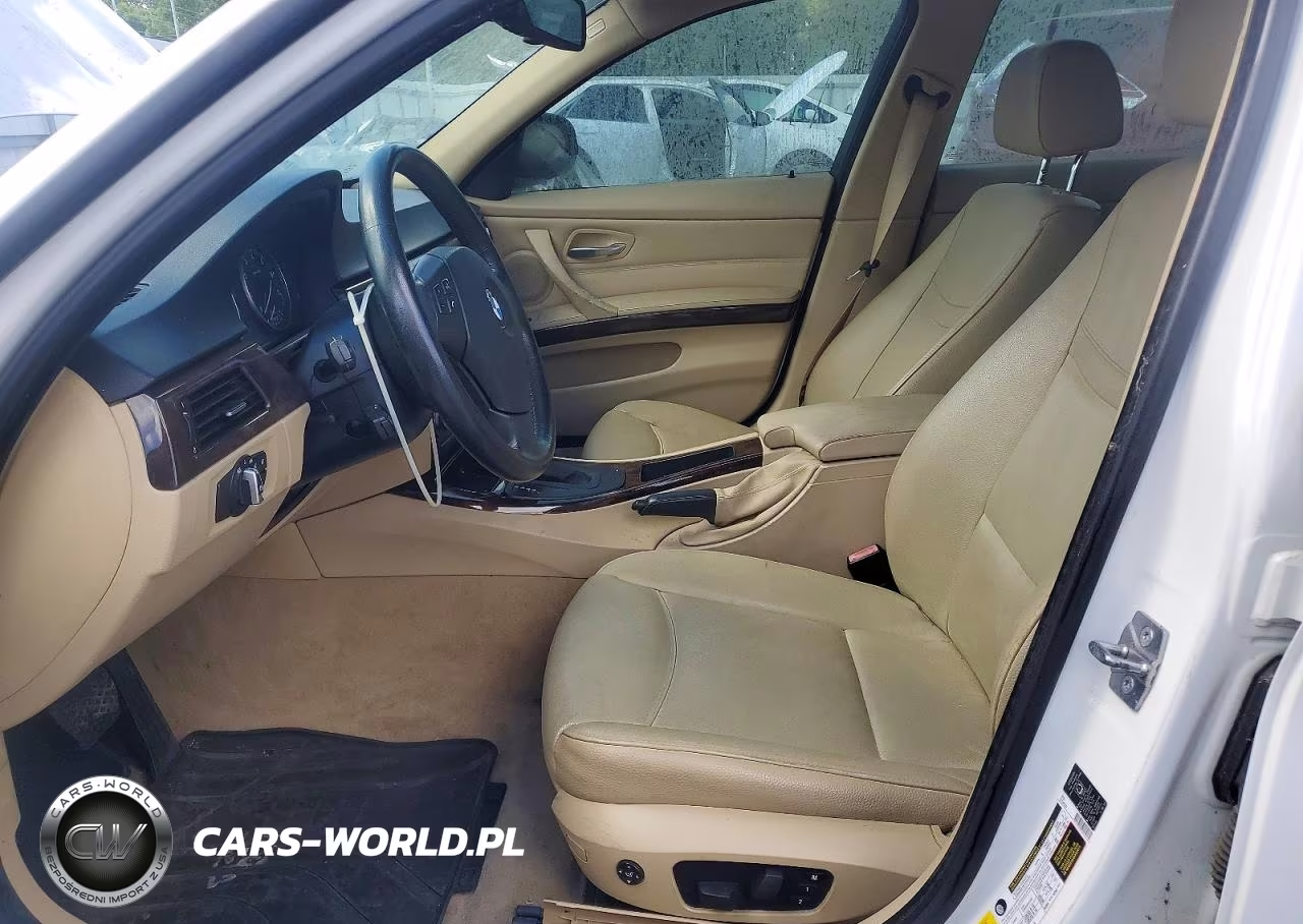 2010 BMW 328 Xi VIN:WBAPK7C57AA461486 - 7