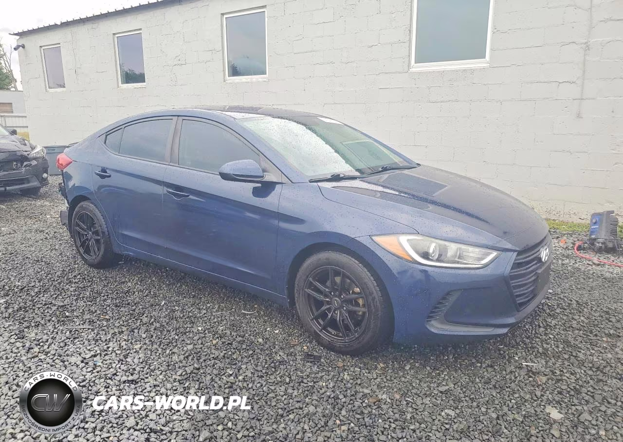 2018 Hyundai Elantra Sel VIN:5NPD84LF2JH233934 - 4