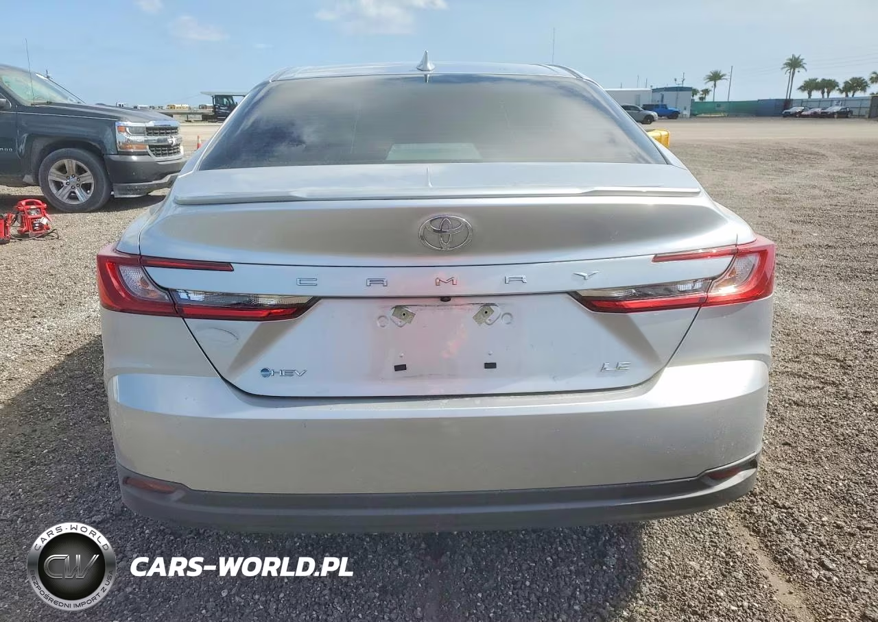2025 Toyota Camry Le VIN:4T1DAACK5SU600277 - 6