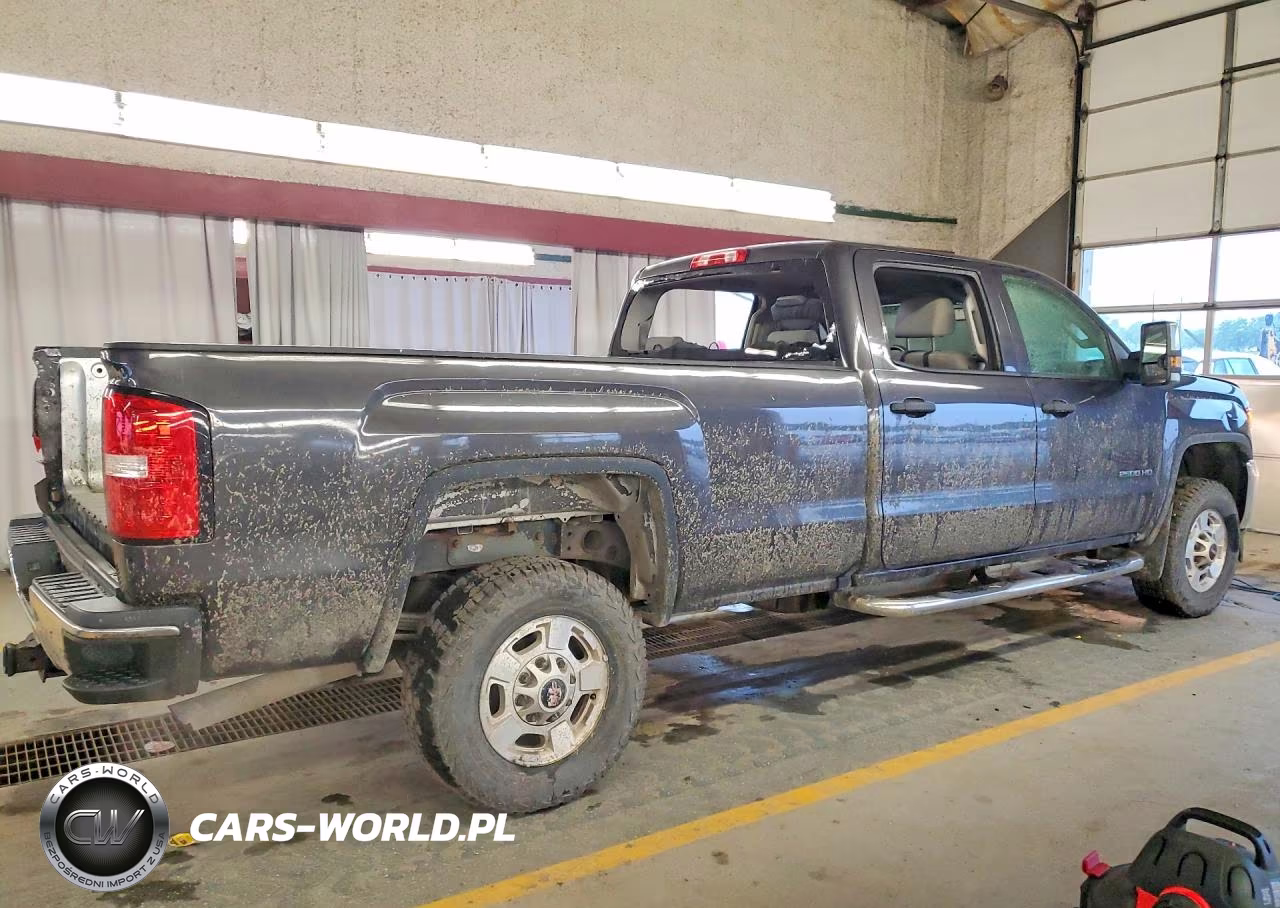 2015 GMC Sierra K2500 Heavy Duty VIN:1GT12XEGXFF604724 - 3