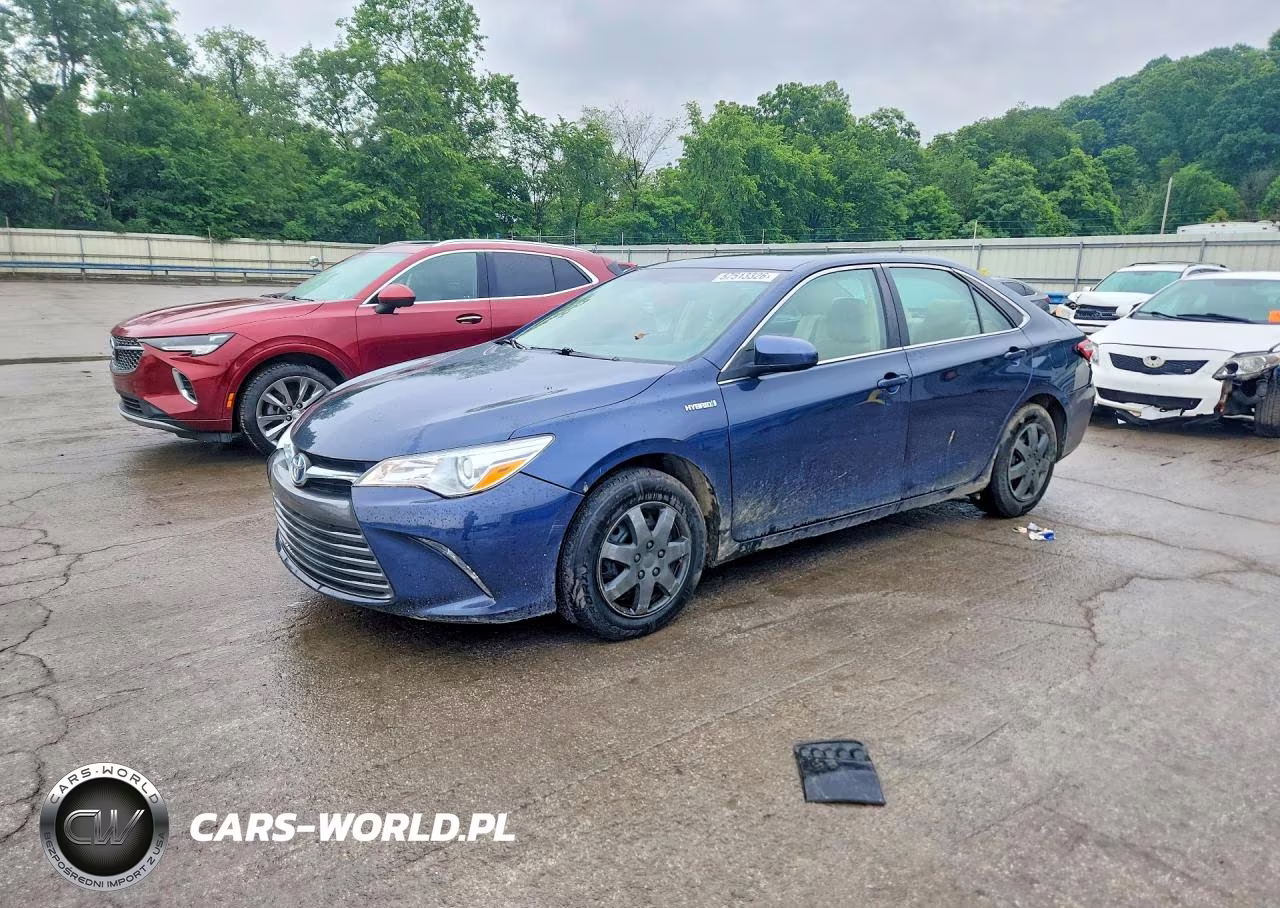 2015 Toyota Camry Hybrid Le
