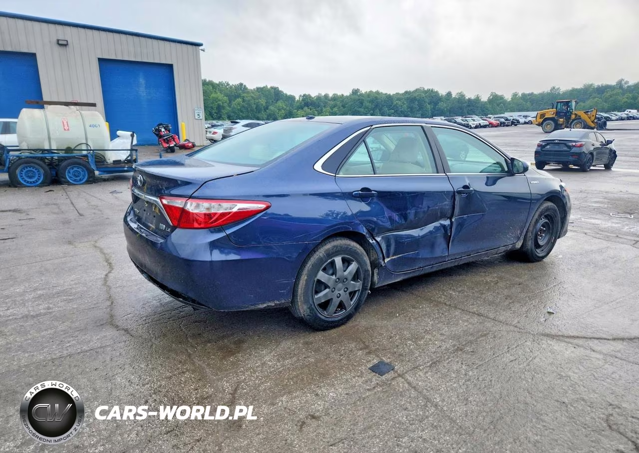 2015 Toyota Camry Hybrid Le VIN:4T1BD1FKXFU174974 - 3