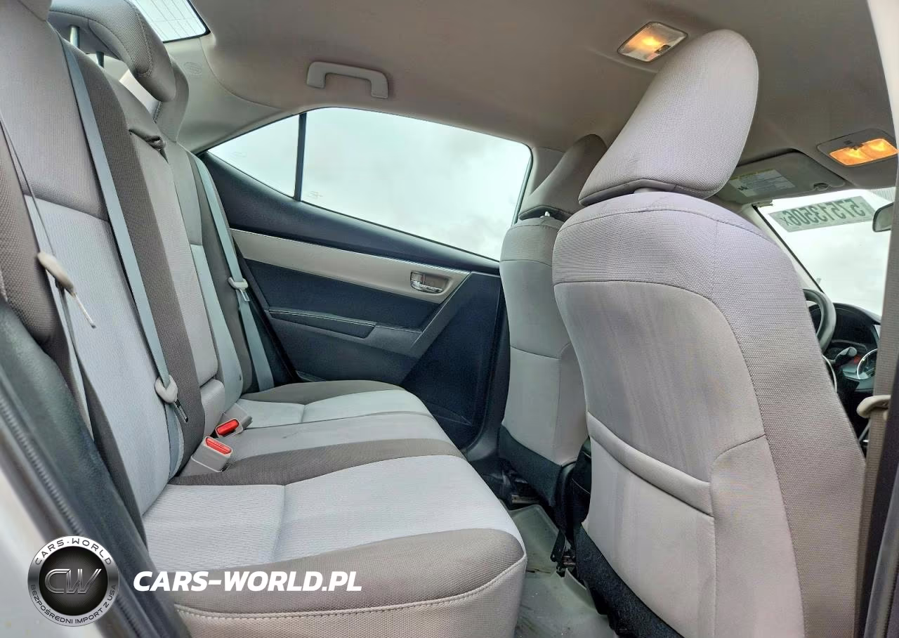 2017 Toyota Corolla Le VIN:5YFBURHEXHP734731 - 10