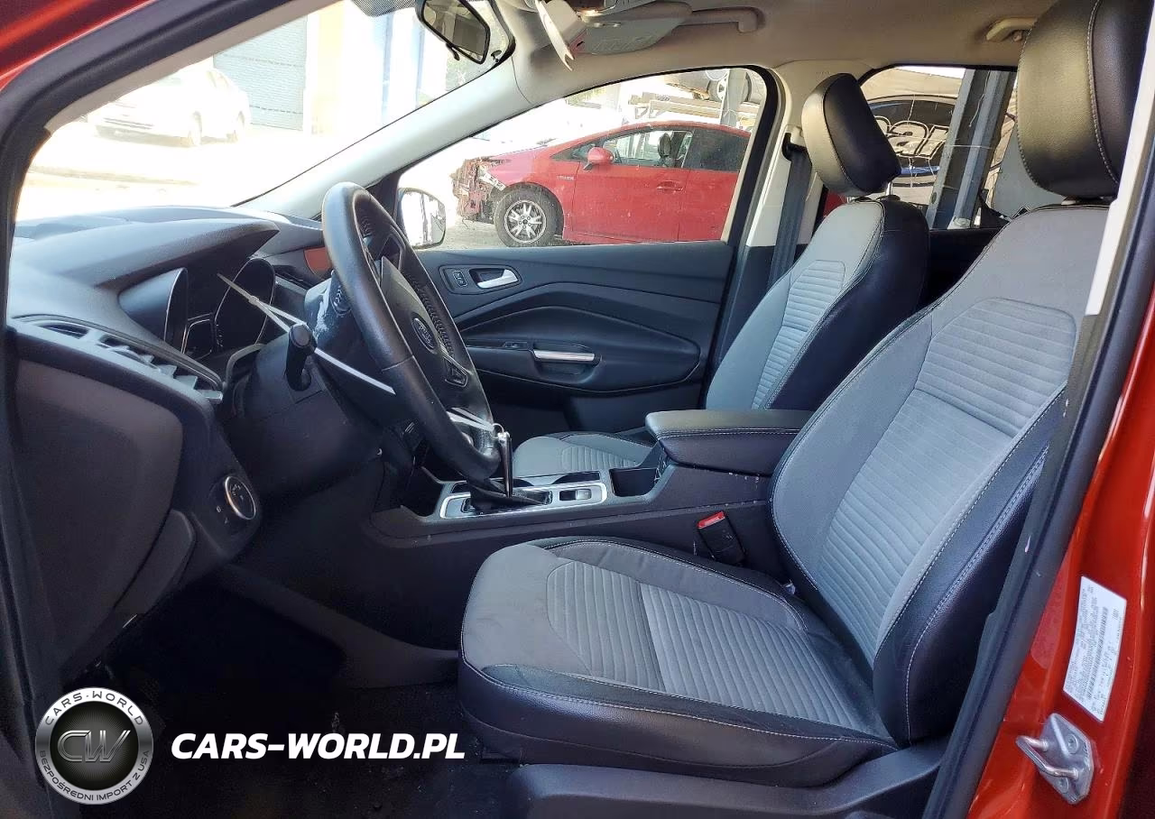 2019 Ford Escape Se VIN:1FMCU9GDXKUC05931 - 7