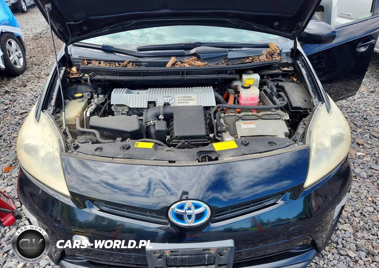 2012 Toyota Prius Two VIN:JTDKN3DU9C5388488 - 11